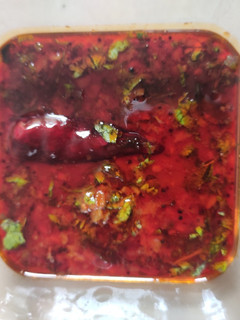 எலுமிச்சைப் புளிகாரம் (Elumichai pulikaaram recipe in tamil) செய்முறை முக்கிய புகைப்படம்