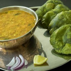 Palak ki Poori/ Spinach Poori A picture of Palak ki Poori/ Spinach Poori.