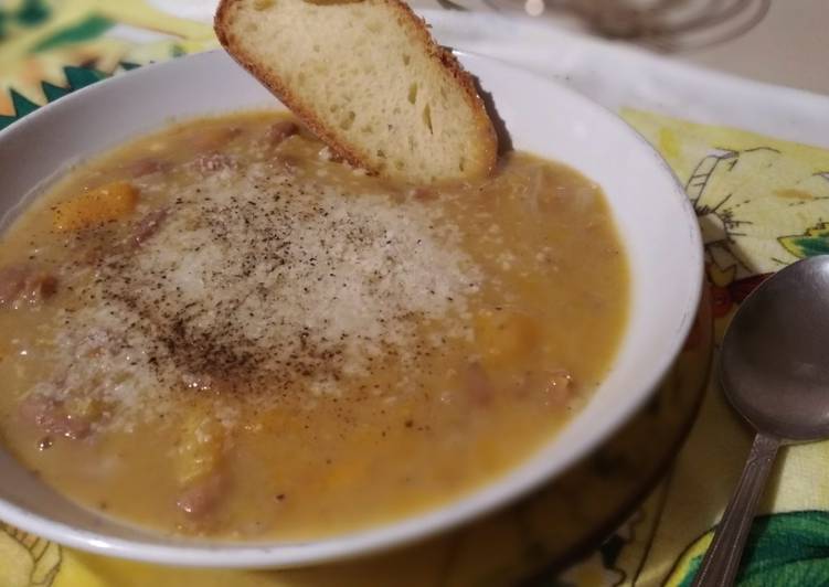 Zuppa Zucca con Faggioli Borlotti (Sup Labu Kacang Merah)