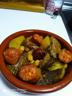 Una foto de Fabada de garbanzos y setas