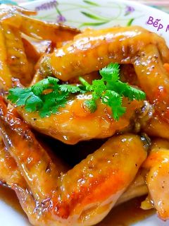 Hình của món Cánh gà chiên nước mắm.