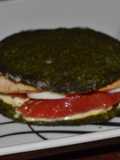 Sándwich de pollo con tapas de acelgas