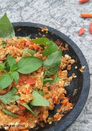 Foto resep Tempe penyet sambal kemangi