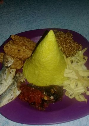 Foto resep Tumpeng sederhana