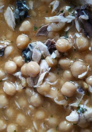 Foto principal de Garbanzos con bonito