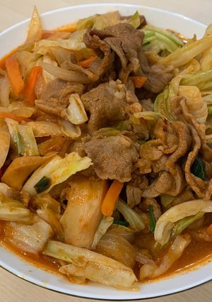 春川辣炒豬肉片加杏鮑菇 的食譜成品照片