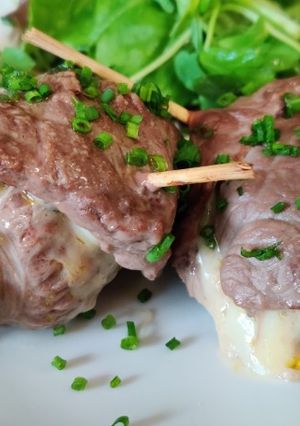 A picture of Cheese steak whirls.