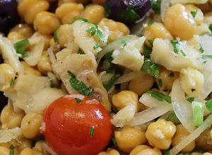 Foto de Salada de Grão-de-Bico com Azeitonas