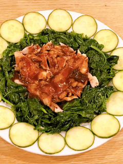 A picture of Simple shredded chicken.
