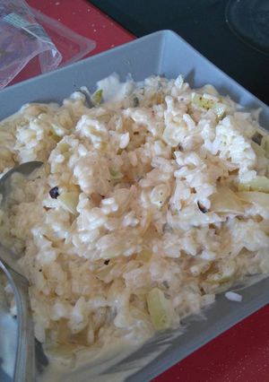 Una foto de Risoto con cebolla