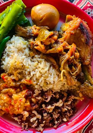 รูปของ กุเดก🍗🌿 Gudeg(no jackfruit) and sambal🌶️🧄ไก่ กุเดกแบบหาขนุนไม่ได้กับน้ำพริกอินโด🌶️🧄