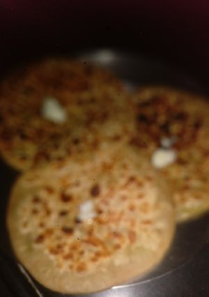 हरे मटर की पूरी (hare matar ki poori recipe in Hindi) रेसिपी मुख्य फोटो