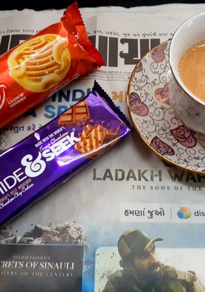 ગુજરાતી સ્પેશ્યલ ચા(Tea recipe in Gujarati) રેસીપી મુખ્ય ફોટો