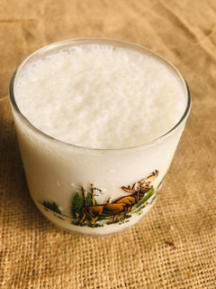 A picture of Banana smoothie.