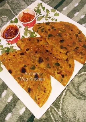 A picture of Methi thepla.
