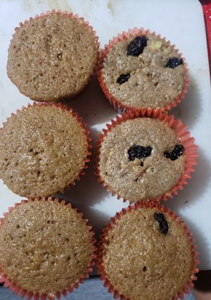 Una foto de Muffins de plátano y nuez