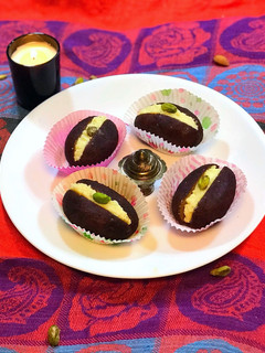 A picture of Homemade Malai Jamun without Maida & White Sugar.
