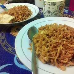 Mie Goreng Burung Dara Pipih রেসিপির প্রধান ছবি