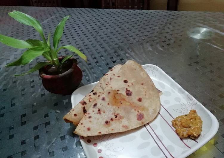 Steps to Prepare Summer Aloo parantha with achar
