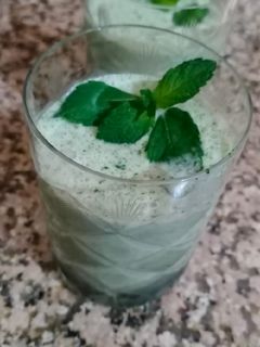 पुदीना मसाला छाछ (Pudina masala Chaas recipe in Hindi) रेसिपी मुख्य फोटो