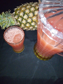 A picture of Pineapple and watermelon drink.