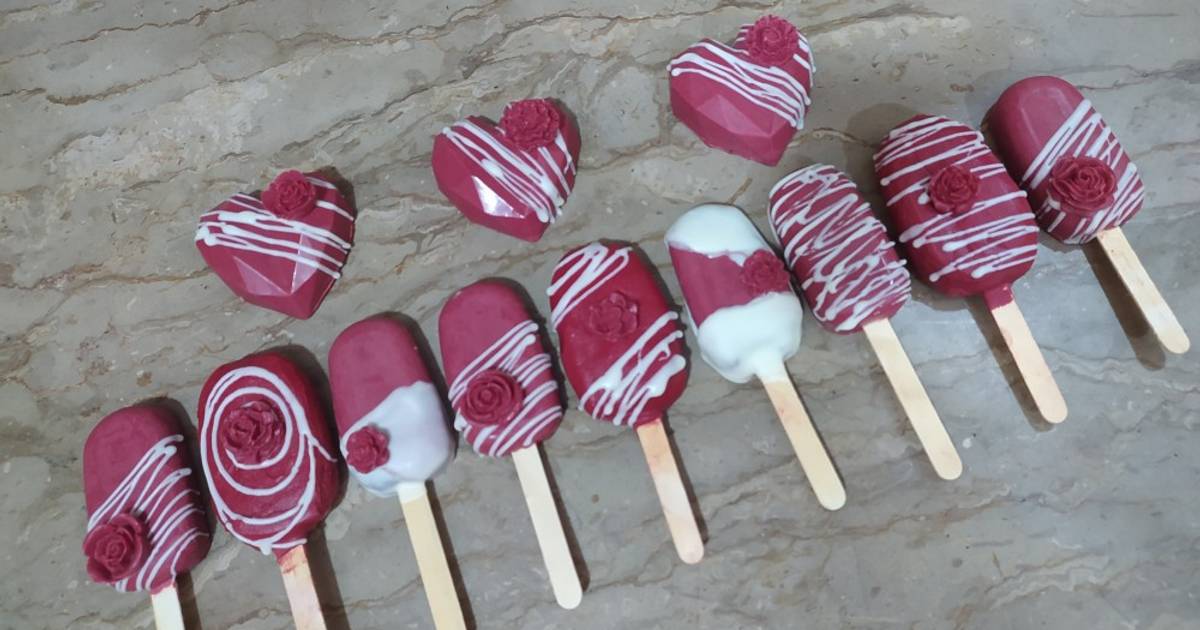 Heart Cakesicles {How to Make}