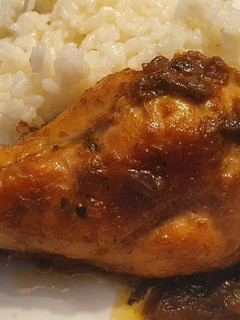 Una foto de Conejo y pollo asado