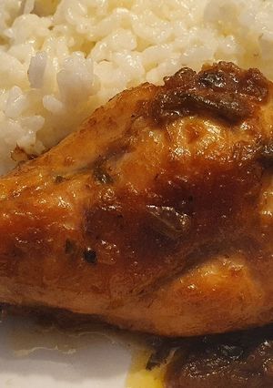 Una foto de Conejo y pollo asado