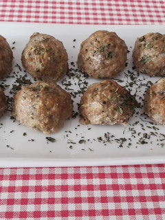 Una foto de Albóndigas básicas -al horno-