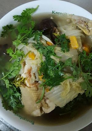 Hình của món Gà tiềm.