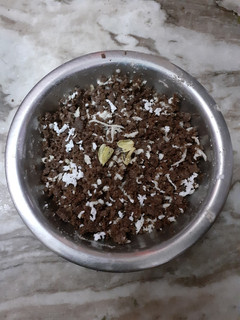 கேழ்வரகு புட்டு (Kelvaragu puttu recipe in tamil) செய்முறை முக்கிய புகைப்படம்