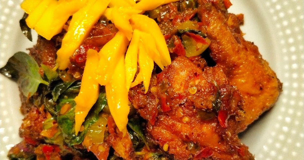 Ayam Penyet Kemangi Seruit