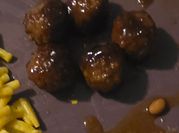 A picture of italian meatballs
