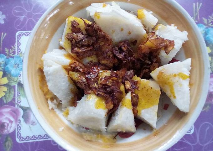 Steps to Make Perfect Boiled yam and onions sauce
