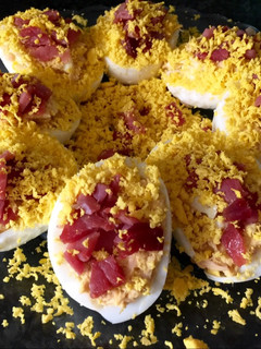 Una foto de Huevos rellenos