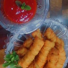 A picture of Crispy potato rolls 🥔😋😘.