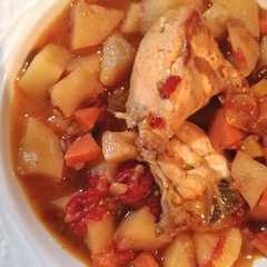 Foto di Pollo con patate (guiso de pollo 👍🏻)
