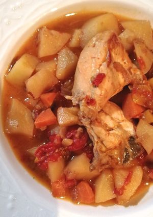 Foto di Pollo con patate (guiso de pollo 👍🏻)