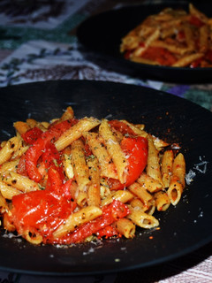 Une photo de Penne au Piment d'Espelette, flambées au Cognac