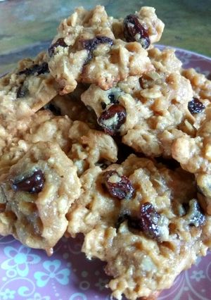 Foto resep Oat Raisin & Chocochip Cookies (eggless, sugarless, no oven)