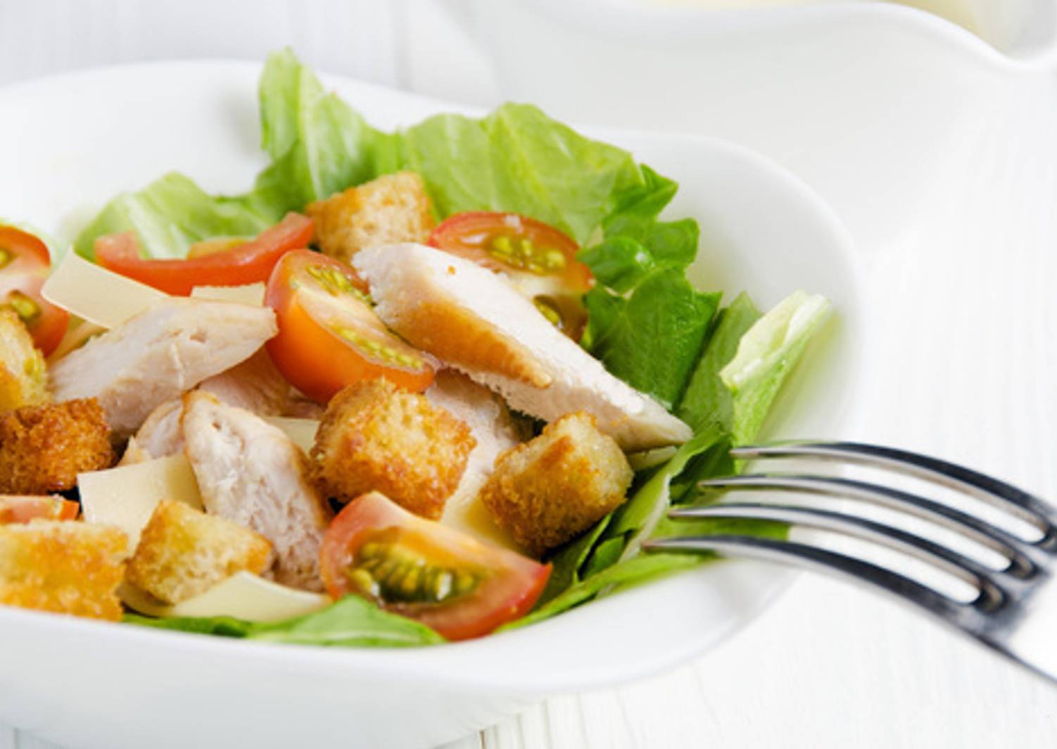 Салат Цезарь рецепт с курицей и сухариками в домашних