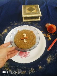 ગોળવાળી ફાડા લાપસી (Jaggery Fada Lapsi Recipe In Gujarati) રેસીપી મુખ્ય ફોટો