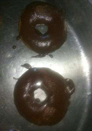 A picture of Chocolate Donuts.