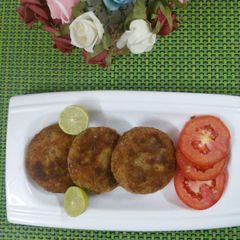 A picture of Chana daal and aloo Kay kabab.