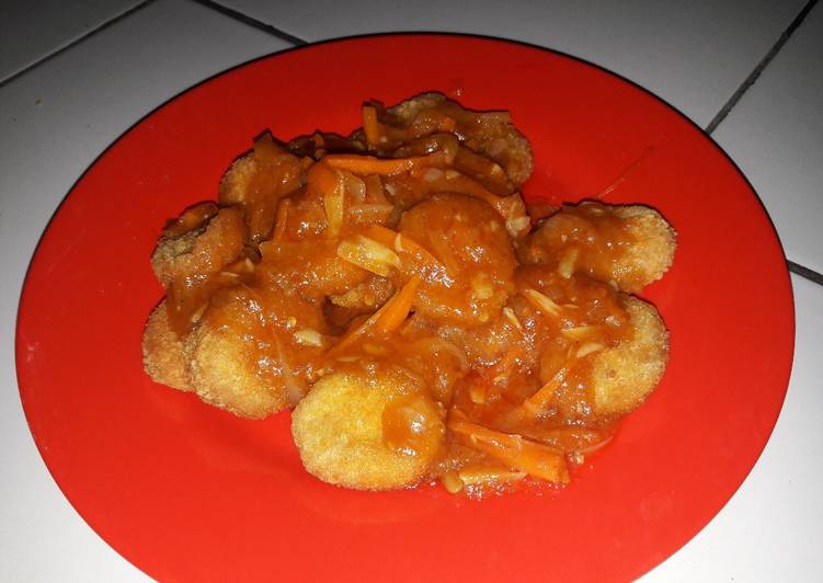 Langkah mengolah Fried Nuggets with sweet&amp;sour sauce Anti Gagal