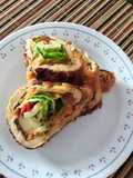 Rollos de huevo rellenos con mermelada de 🍅 para el brunch!