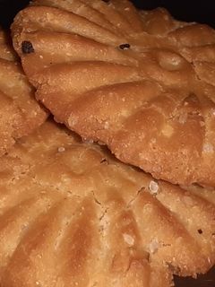 प्रसाद वाली बिहारी ठेकूआ (Prasad wali Bihari thekua recipe in hindi) रेसिपी मुख्य फोटो