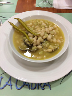 Una foto de Potxas con almejas