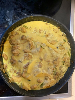 Foto principal de Pollo al curry con manzana