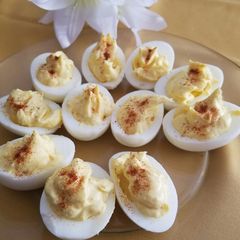 A picture of Deviled Eggs.